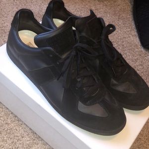 Maison Margiela Black Replica Low